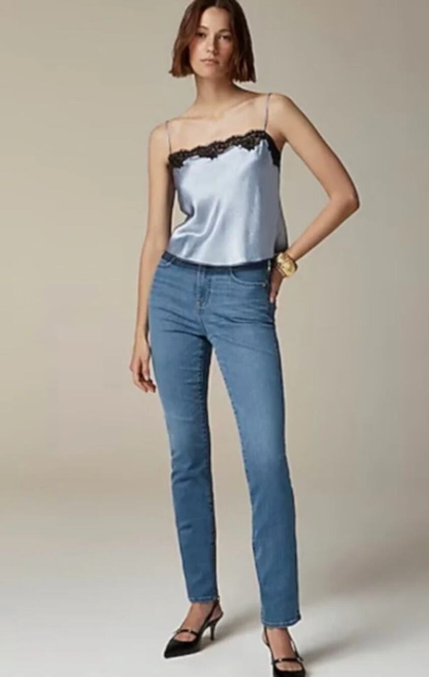 J. Crew Curvy Mid-Rise Slim Jean in 2003 Super-Stretch Size 25